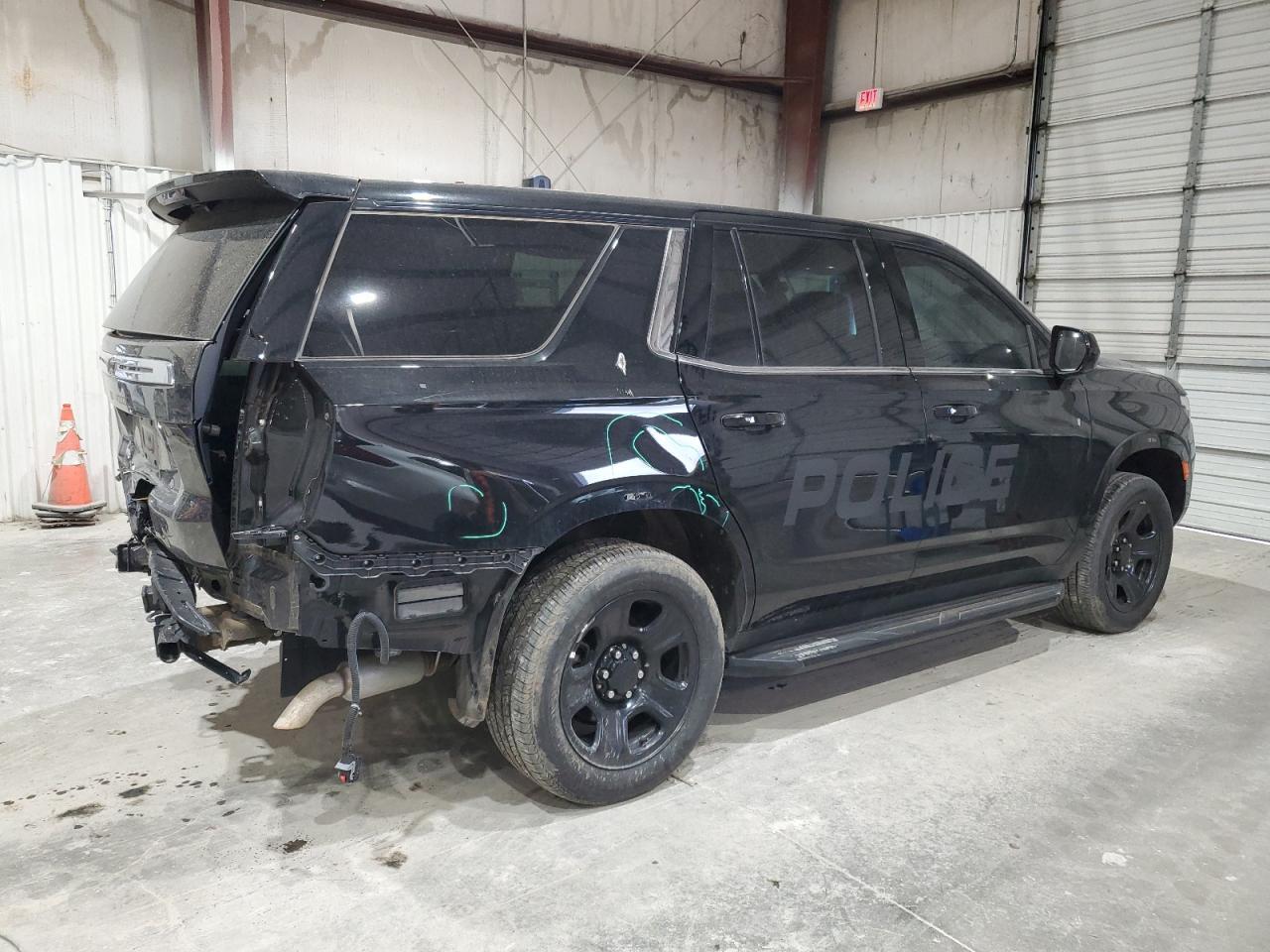 2023 Chevrolet Tahoe C1500 - Фото 3