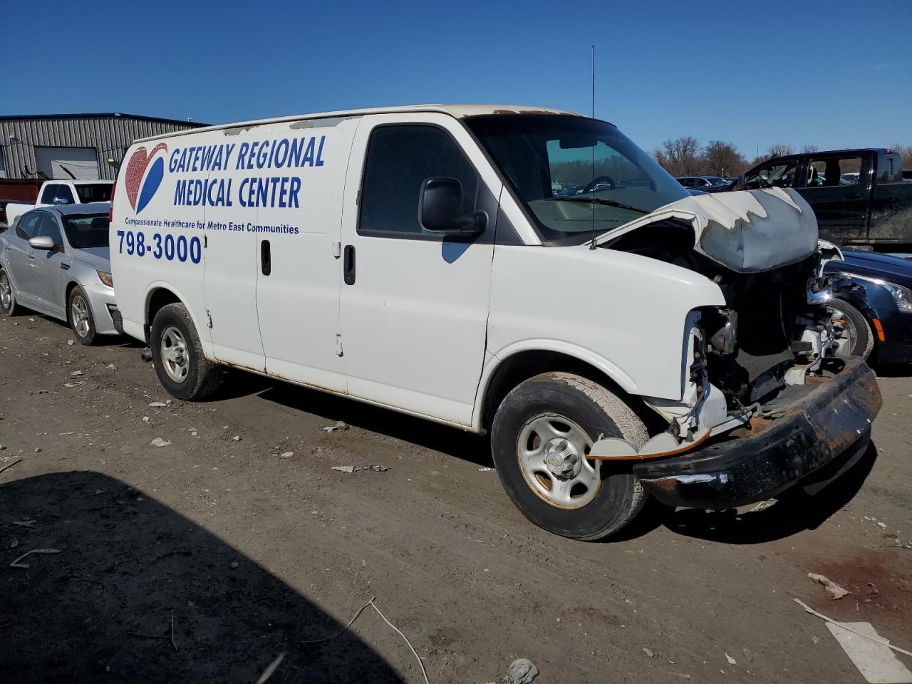 2008 Chevrolet Express G1500 - Image 4