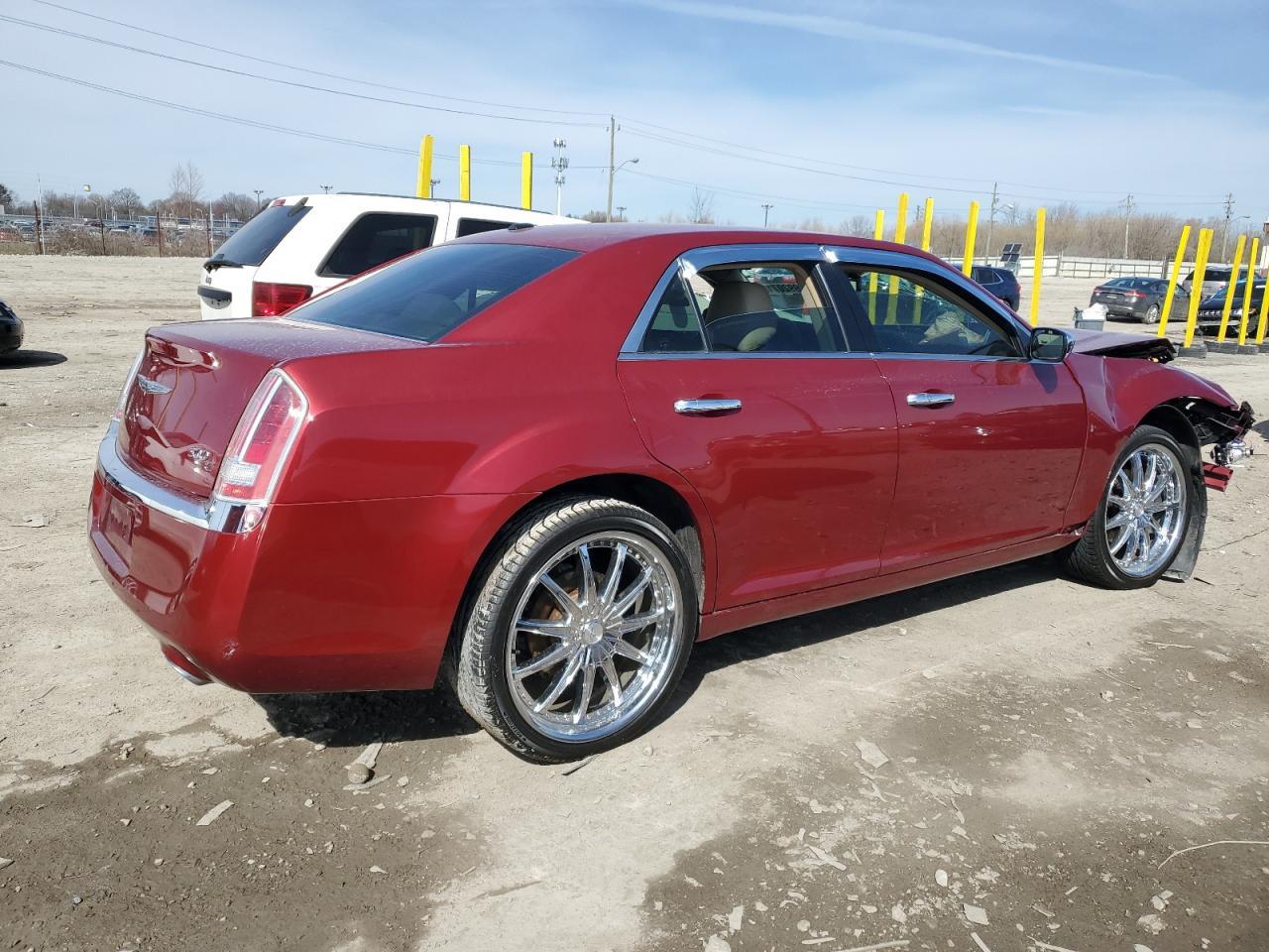 2014 Chrysler 300C - Фото 3
