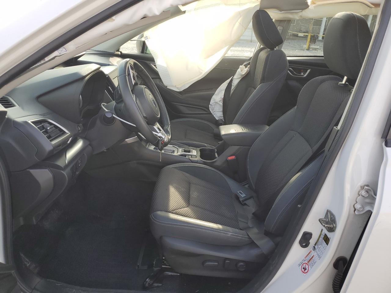 2020 Subaru Forester Premium - Image 7