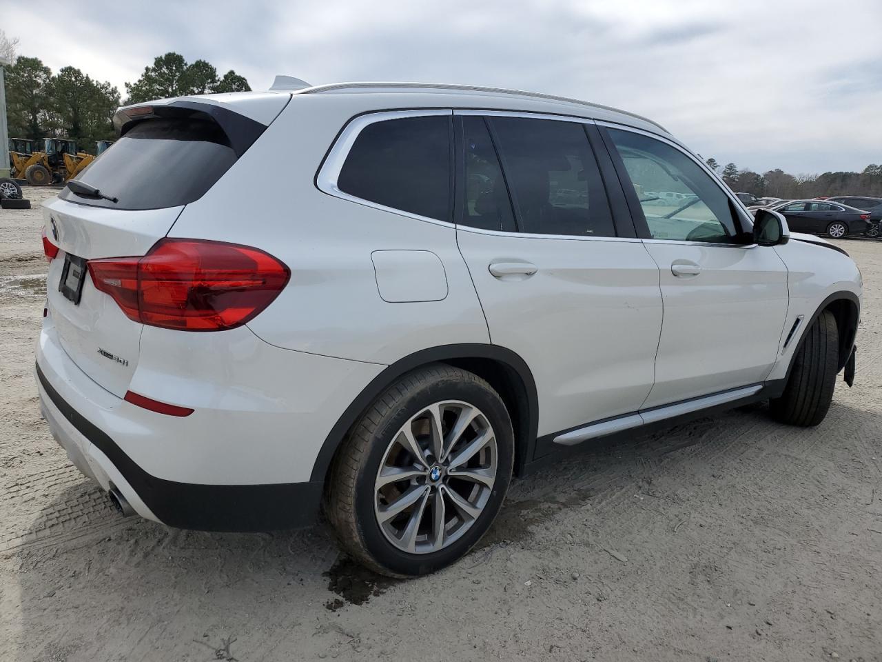 2018 BMW X3 xDrive30I - Фото 3