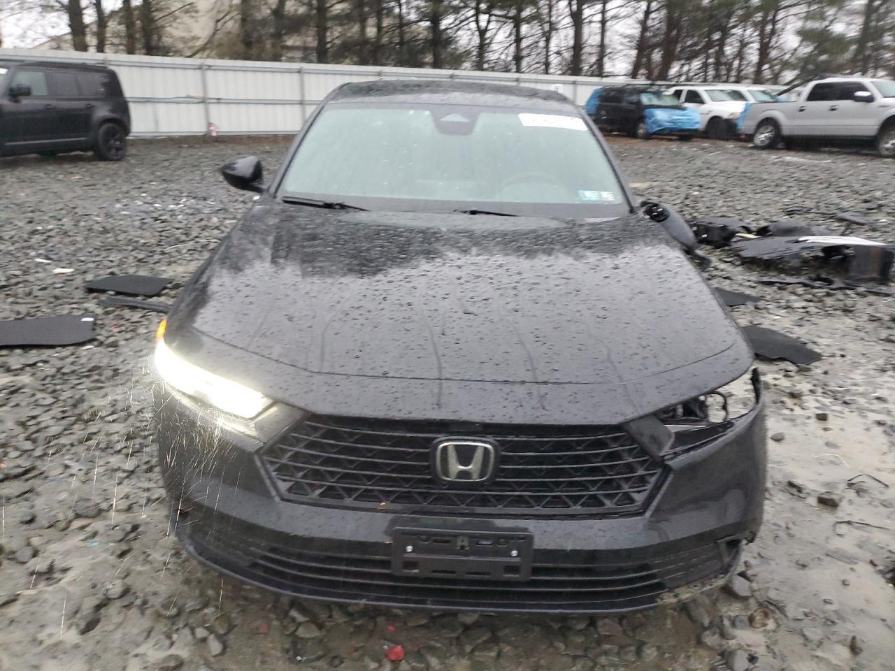 2024 Honda Accord Hybrid Sport - Image 5