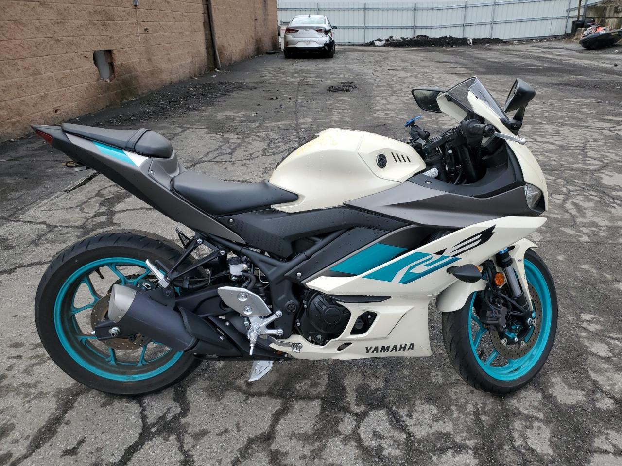 2024 Yamaha Yzfr3 A