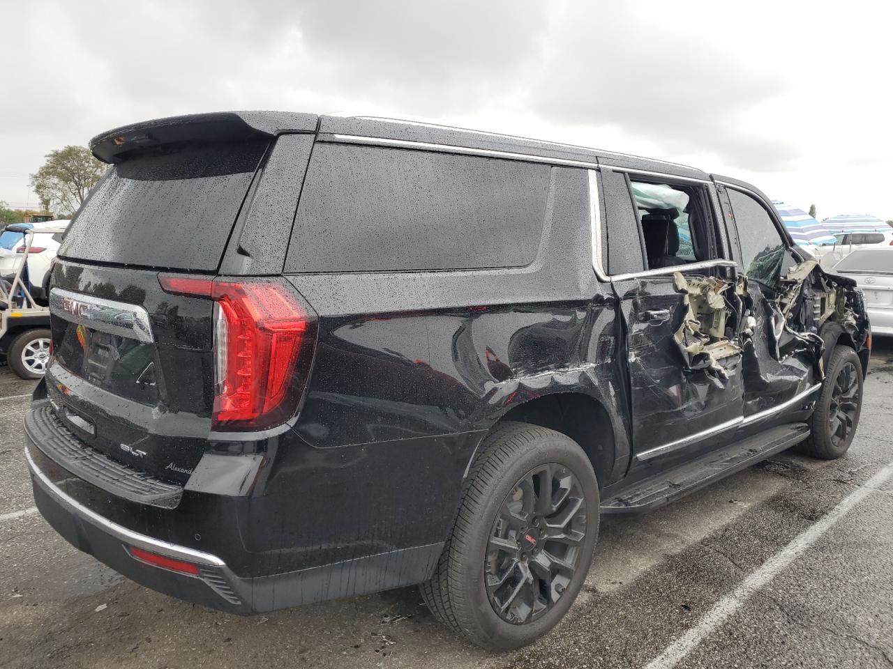 2023 GMC Yukon Xl K1500 Slt - Фото 3