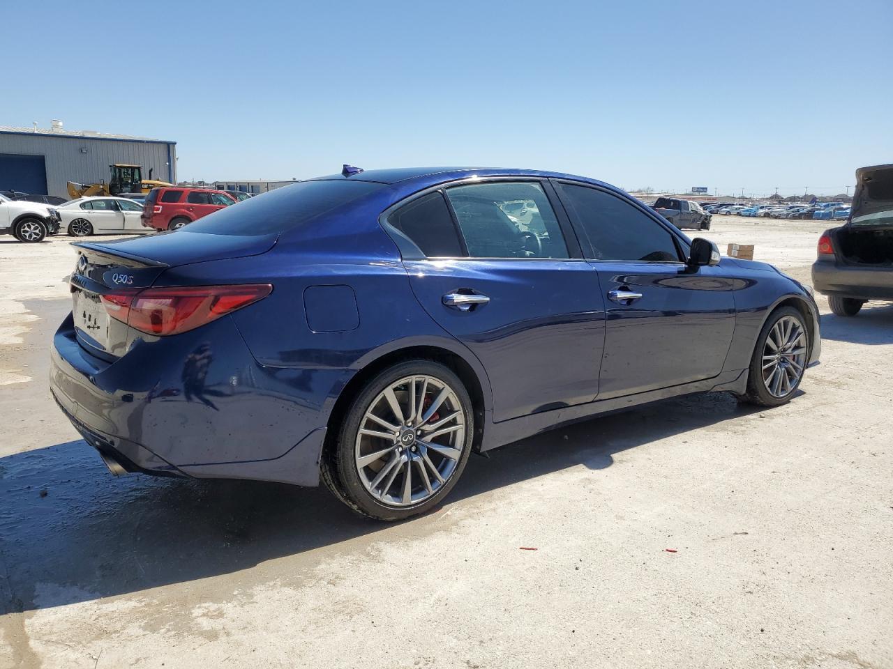 2021 Infiniti Q50 Red Sport 400 - Фото 3