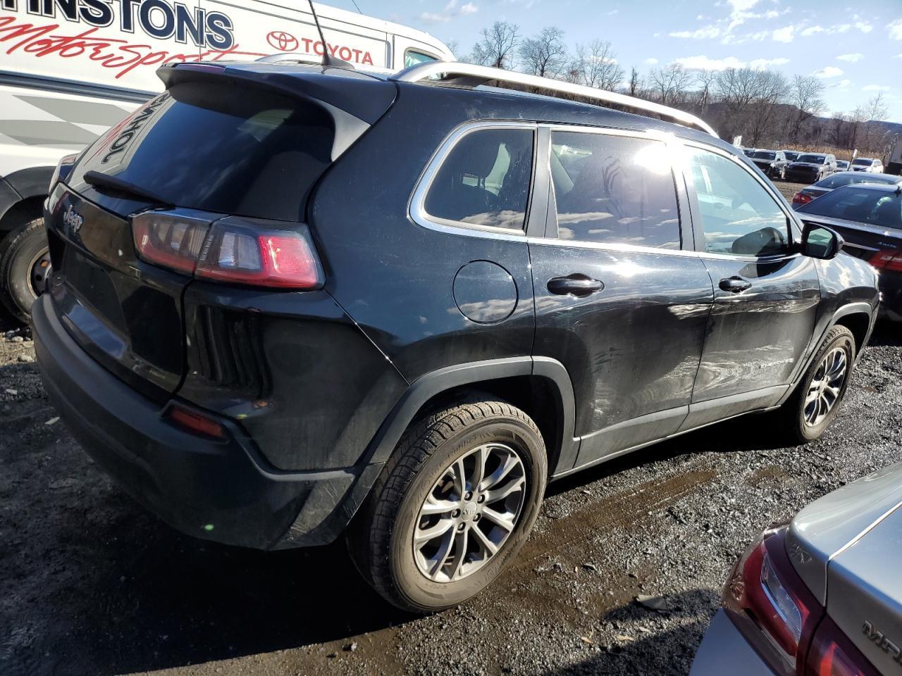 2019 Jeep Cherokee Latitude Plus - Фото 3