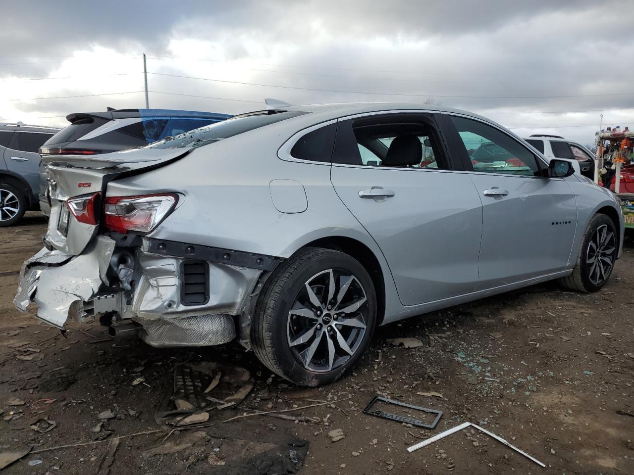 2022 Chevrolet Malibu Rs - Image 3