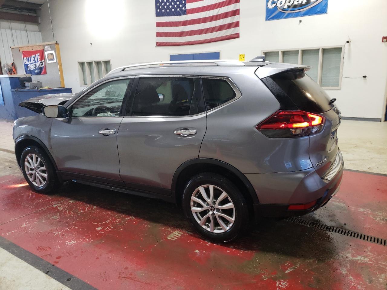 2018 Nissan Rogue S - Фото 2