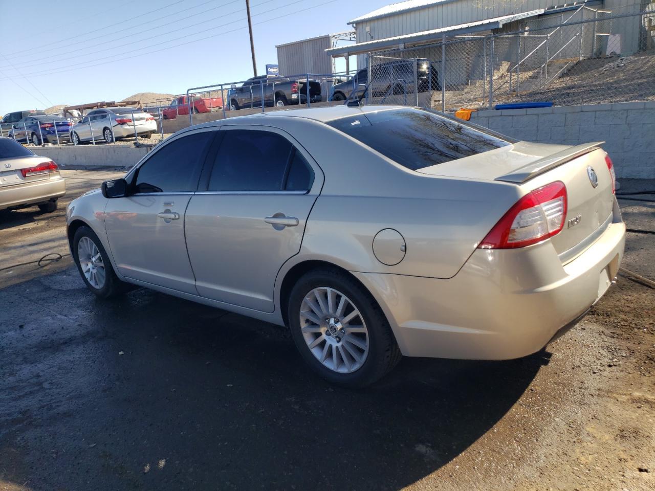 2010 Mercury Milan - Фото 2