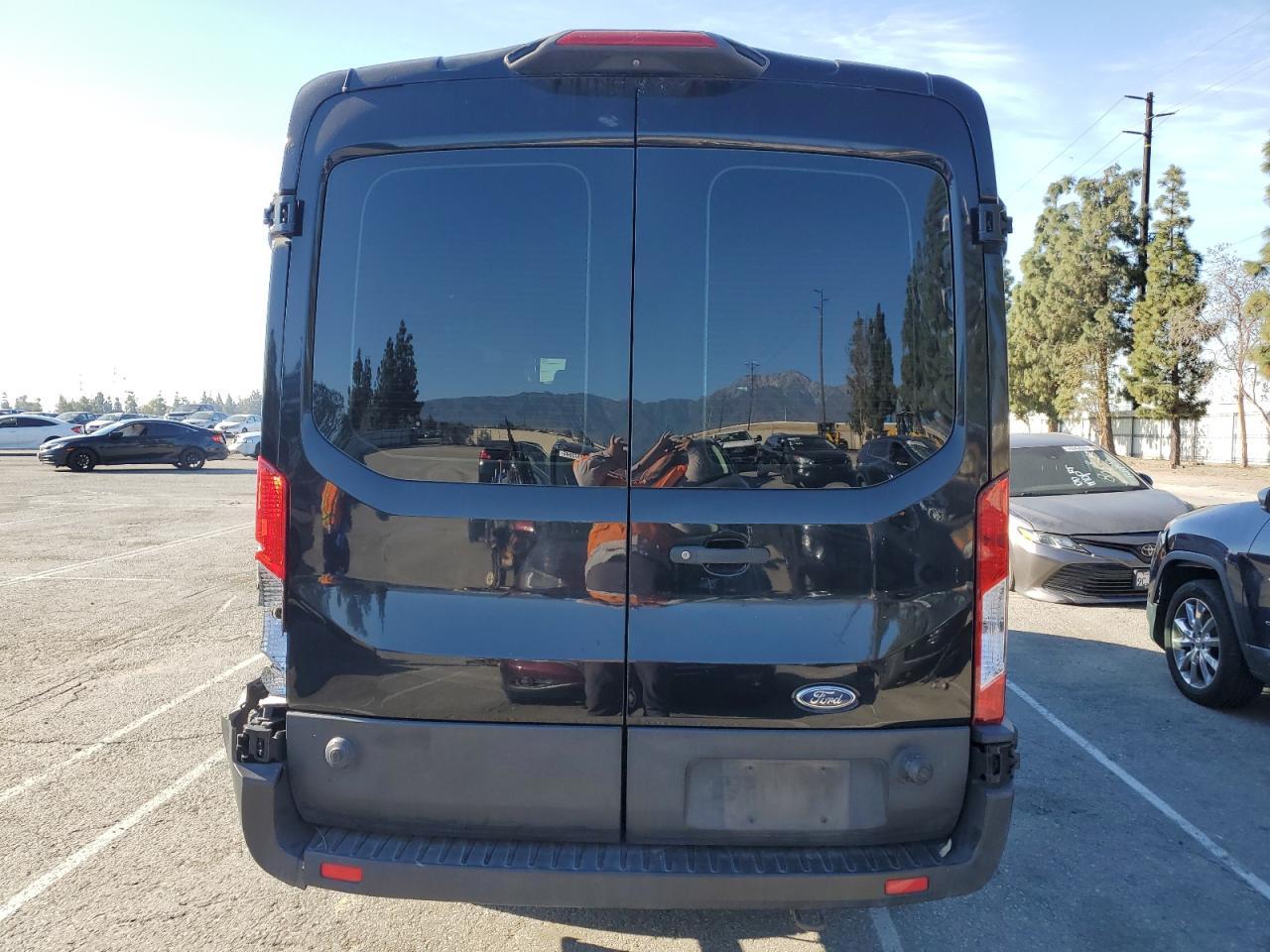 2019 Ford Transit T-350 - Image 6