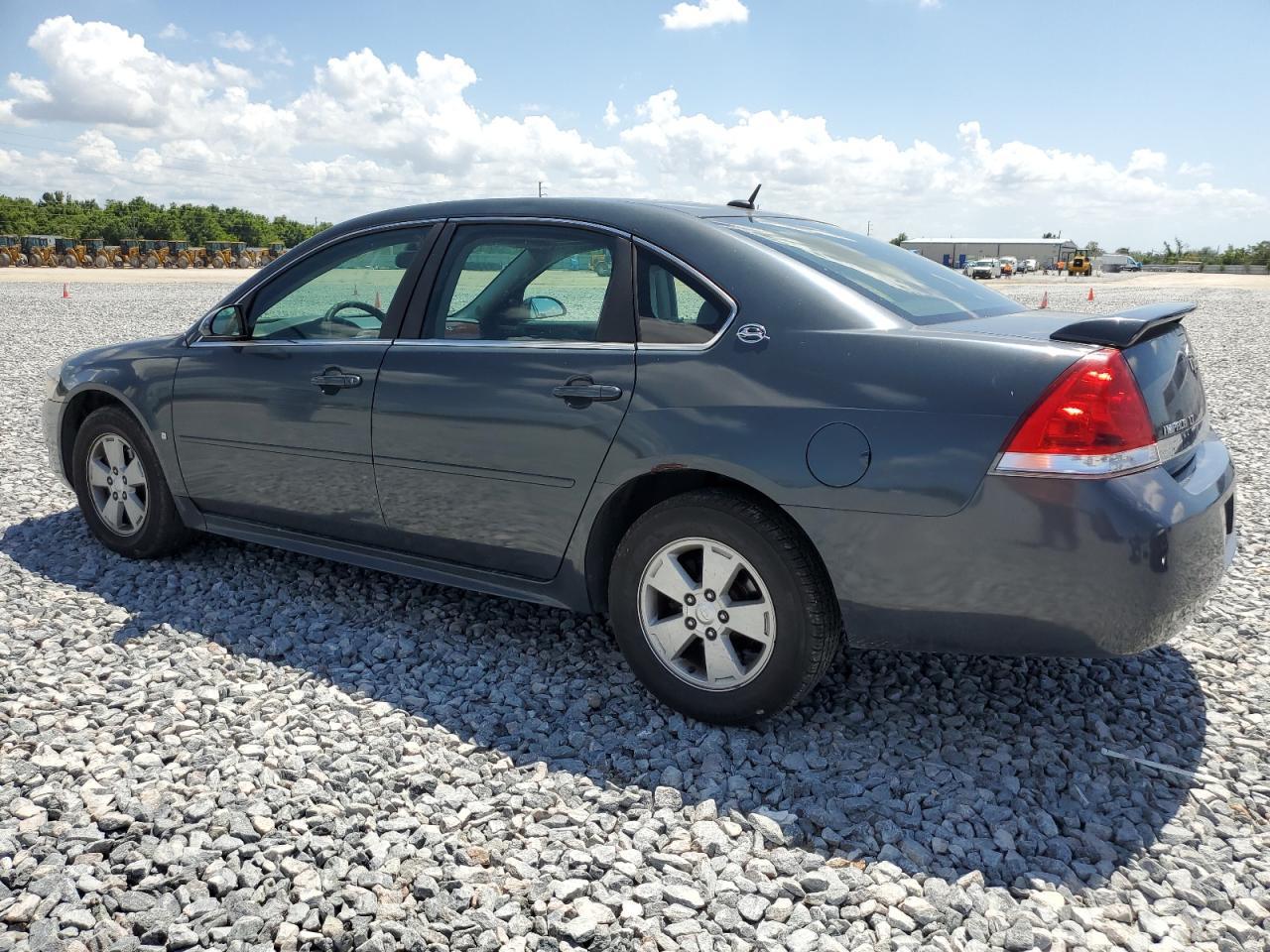 2009 Chevrolet Impala 1Lt - Image 2