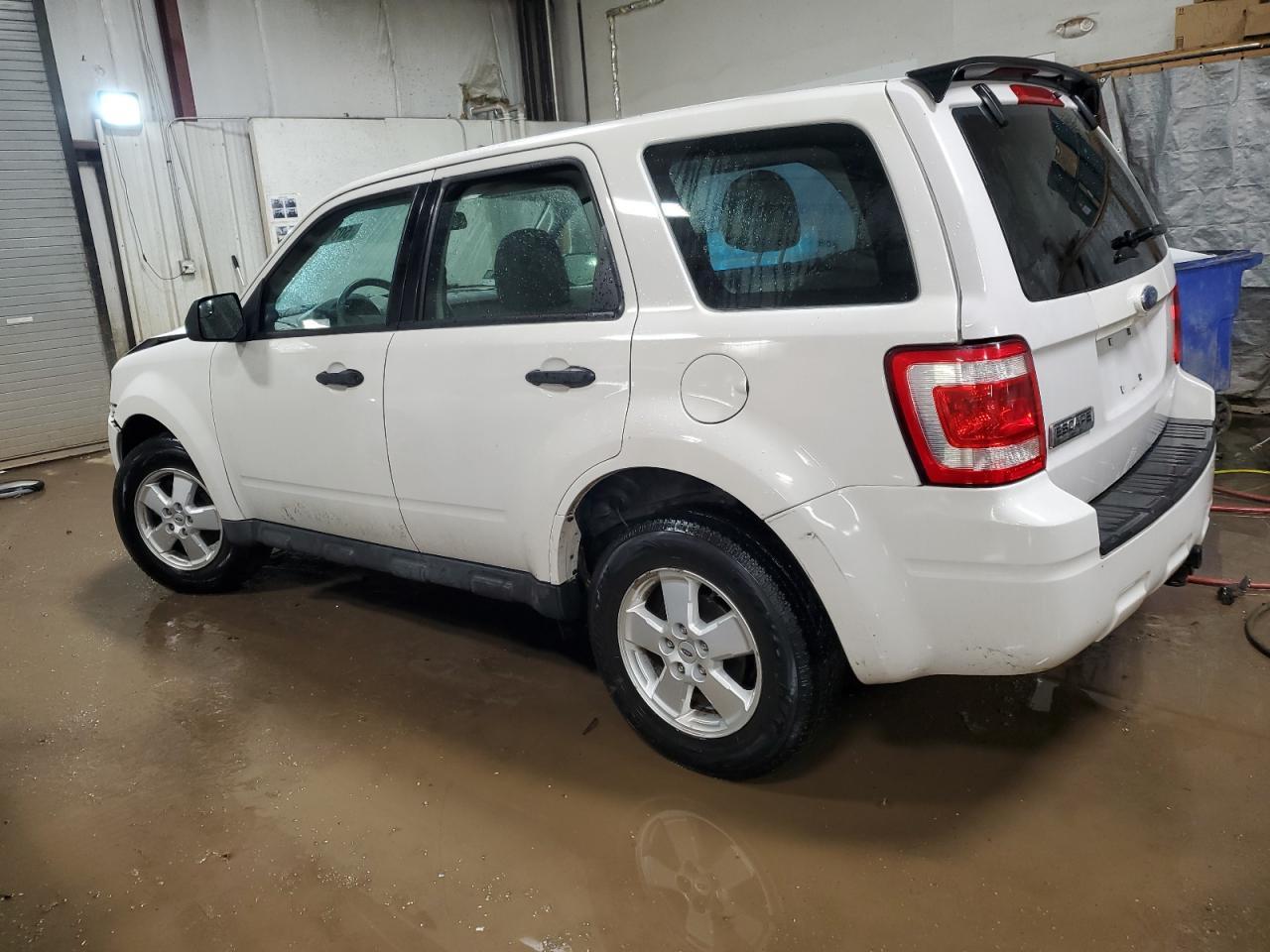 2012 Ford Escape Xls - Image 2