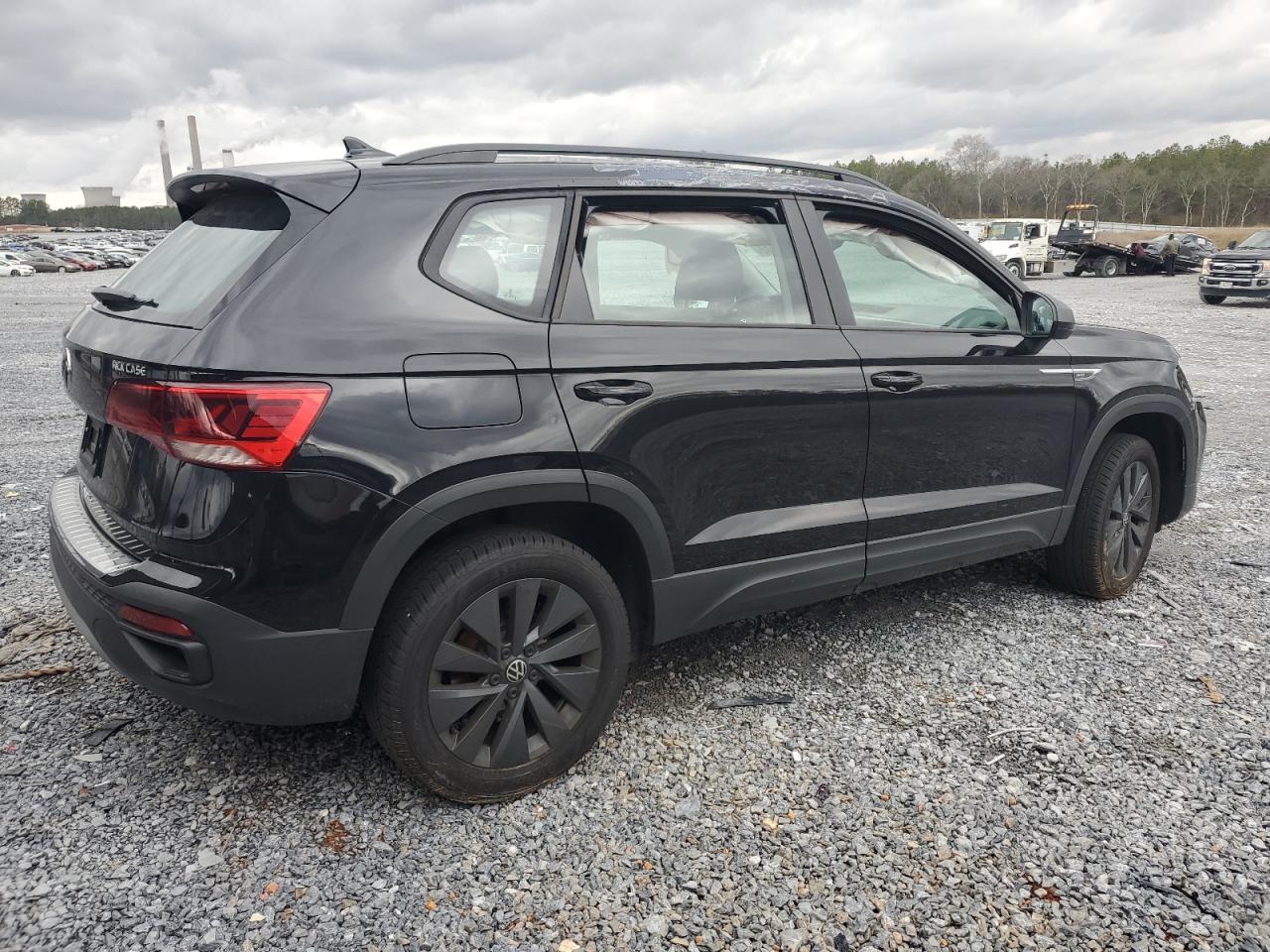 2024 Volkswagen Taos S - Фото 3