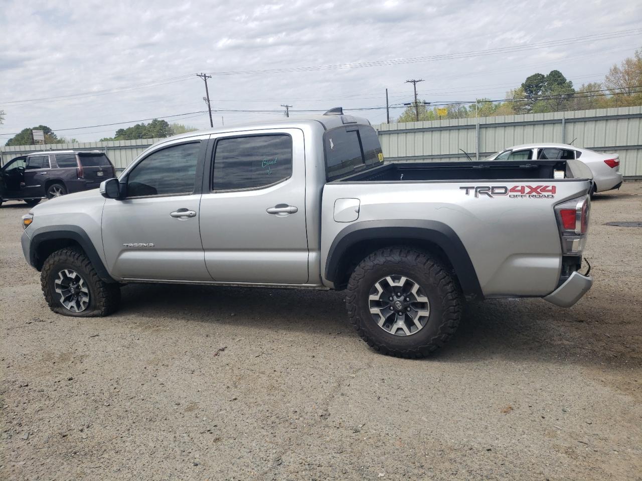 2023 Toyota Tacoma Double Cab - Image 2