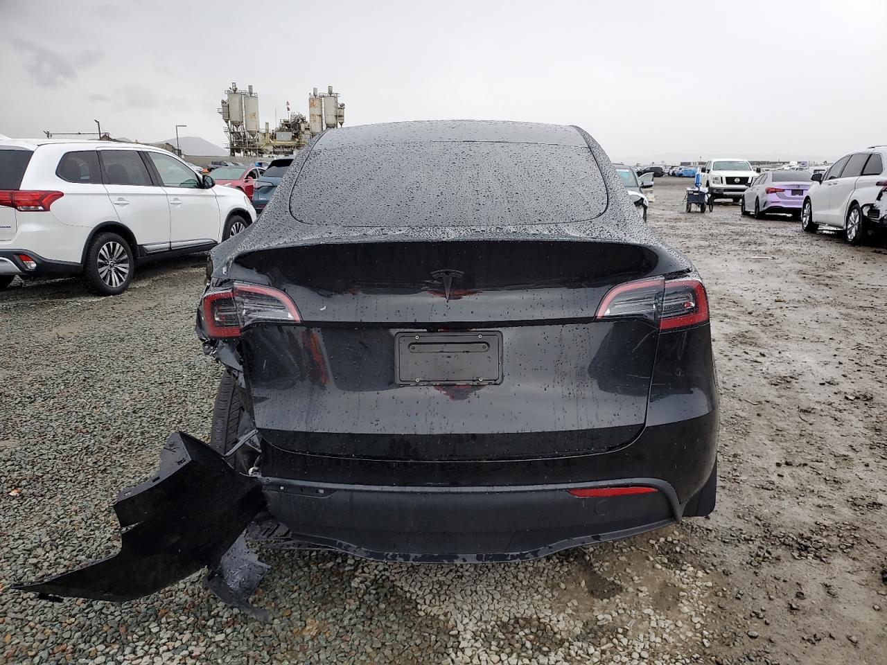 2024 Tesla Model Y - Фото 6
