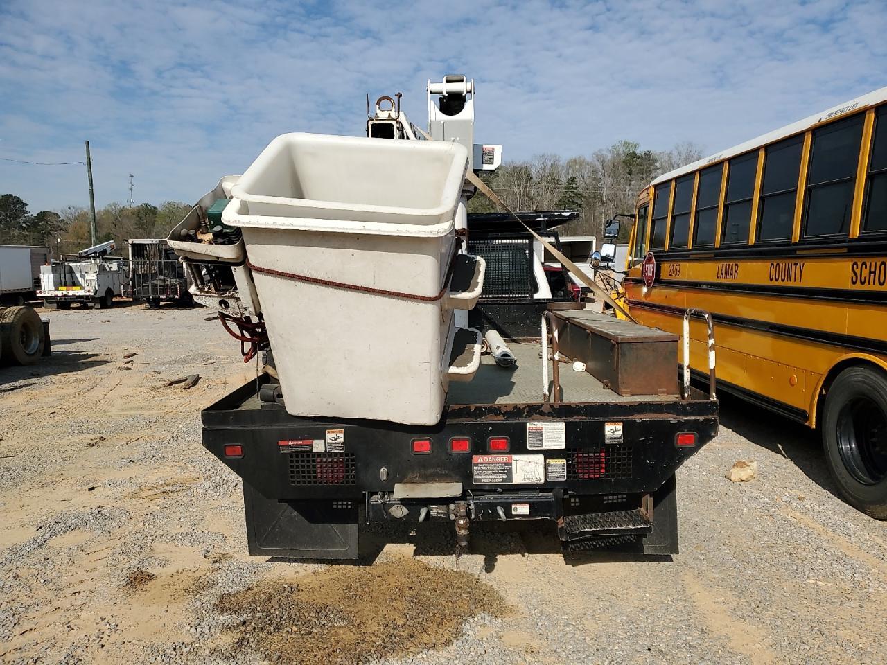 2011 Ford F550 Super Duty - Фото 6