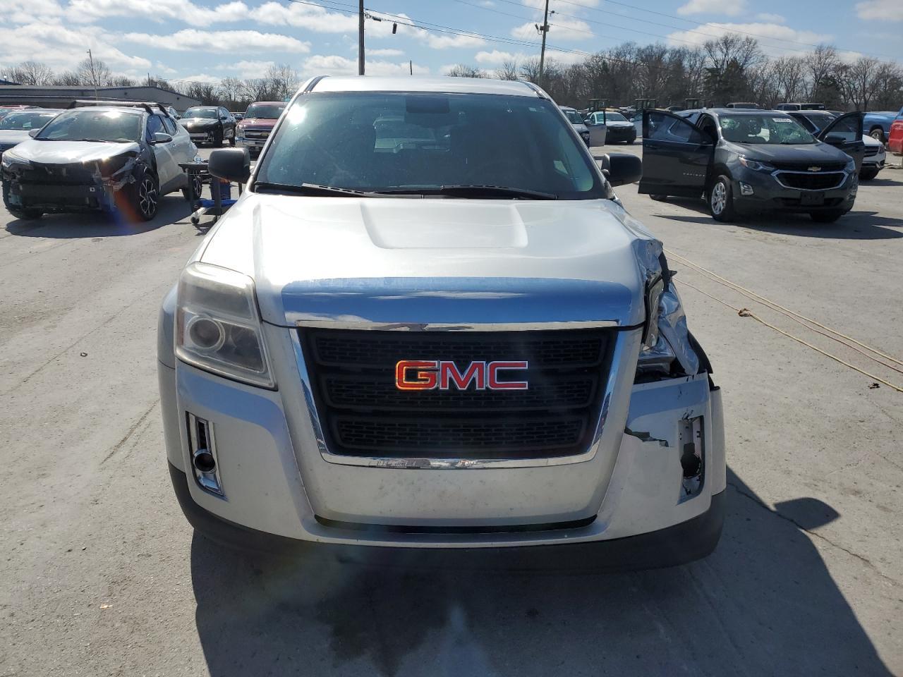 2015 GMC Terrain Sl - Image 5