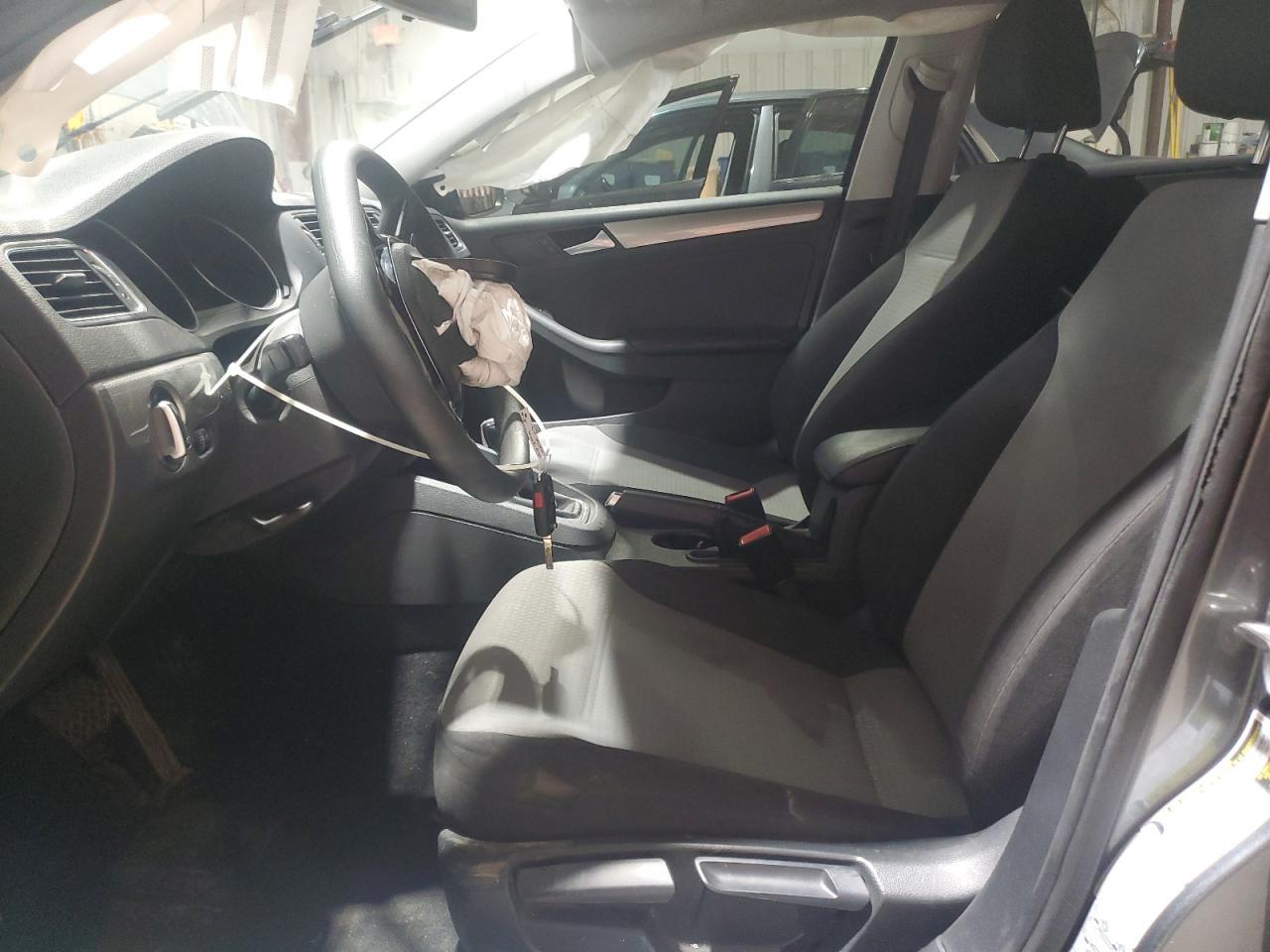 2017 Volkswagen Jetta S - Фото 7