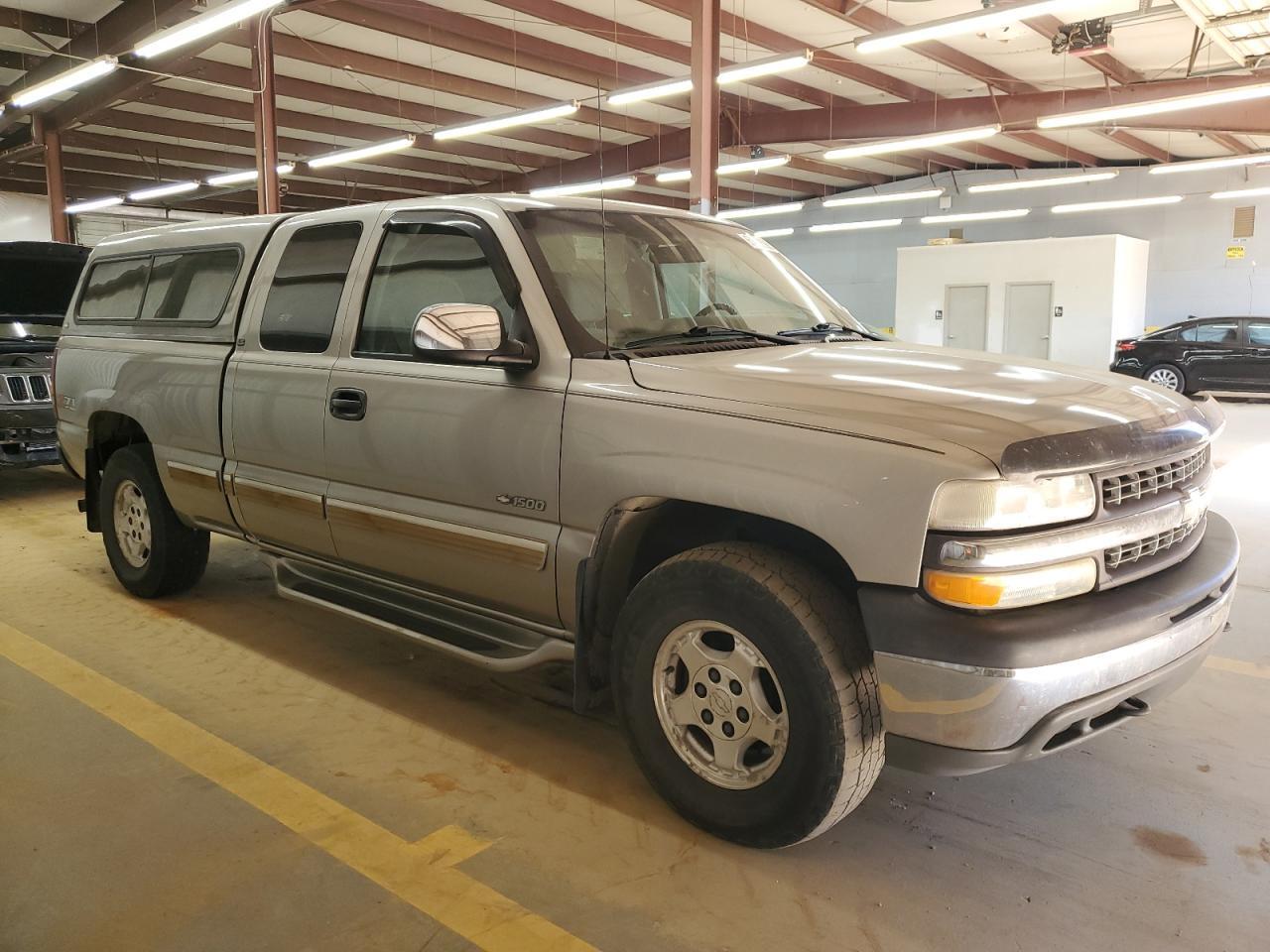 2002 Chevrolet Silverado K1500 - Image 4