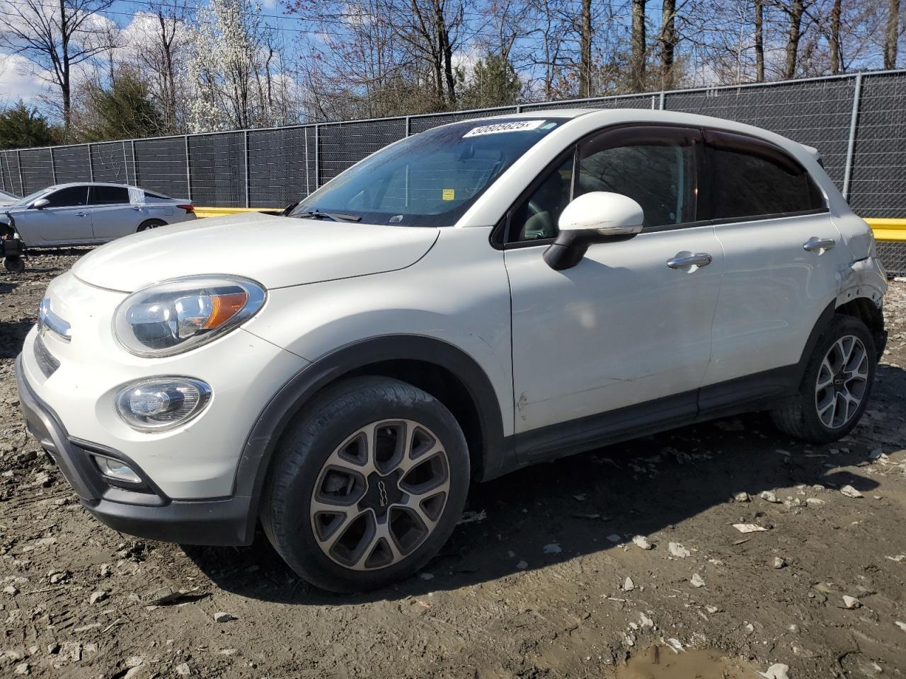 2016 Fiat 500X Trekking