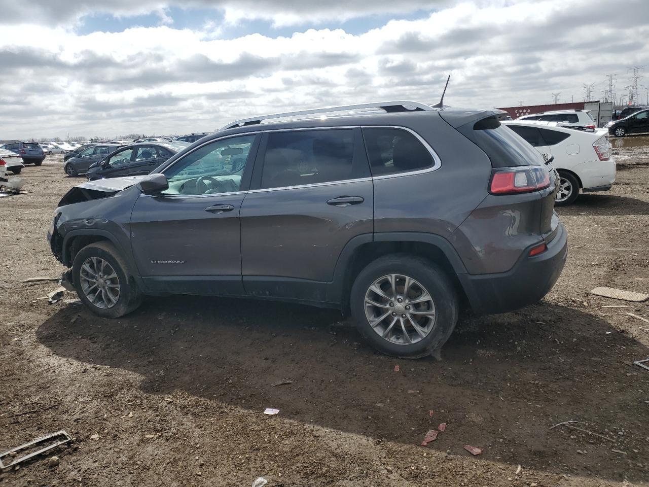 2019 Jeep Cherokee Latitude Plus - Фото 2