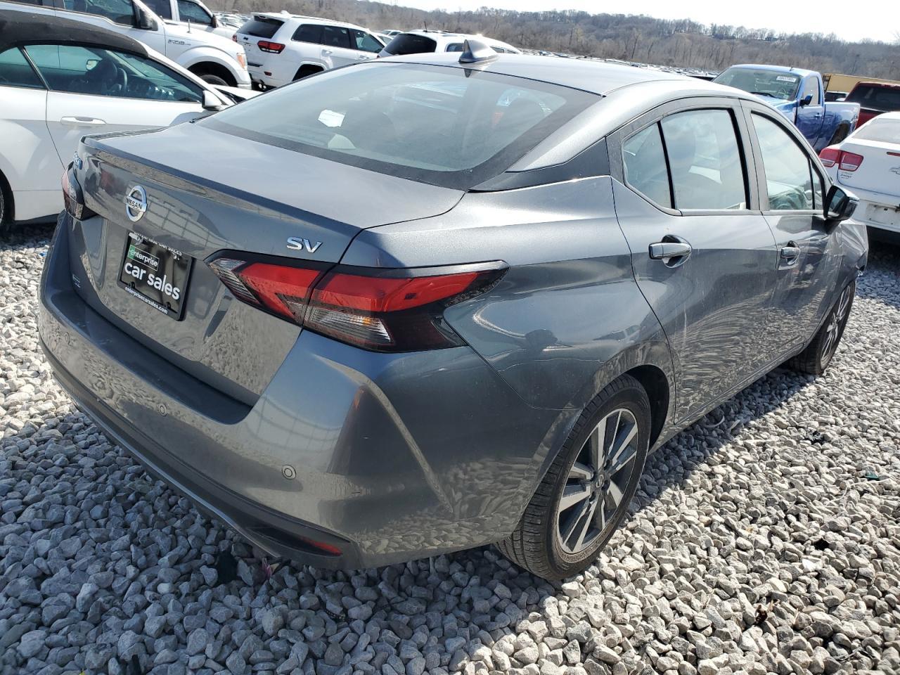 2021 Nissan Versa Sv - Image 3