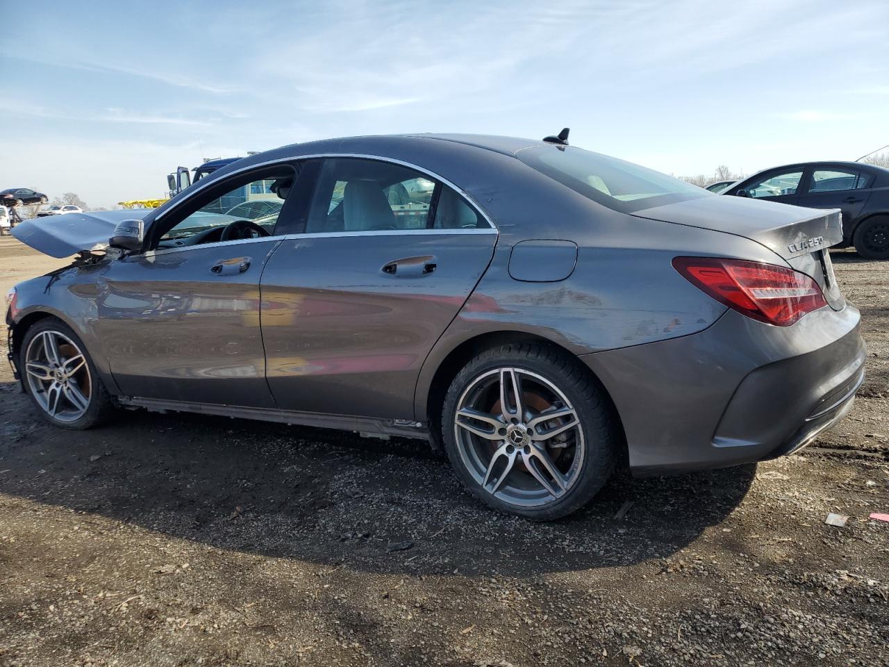 2018 Mercedes-Benz Cla 250 4Matic - Фото 2