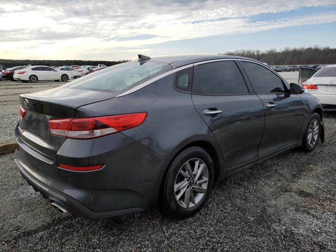 2019 Kia Optima Lx - Фото 3