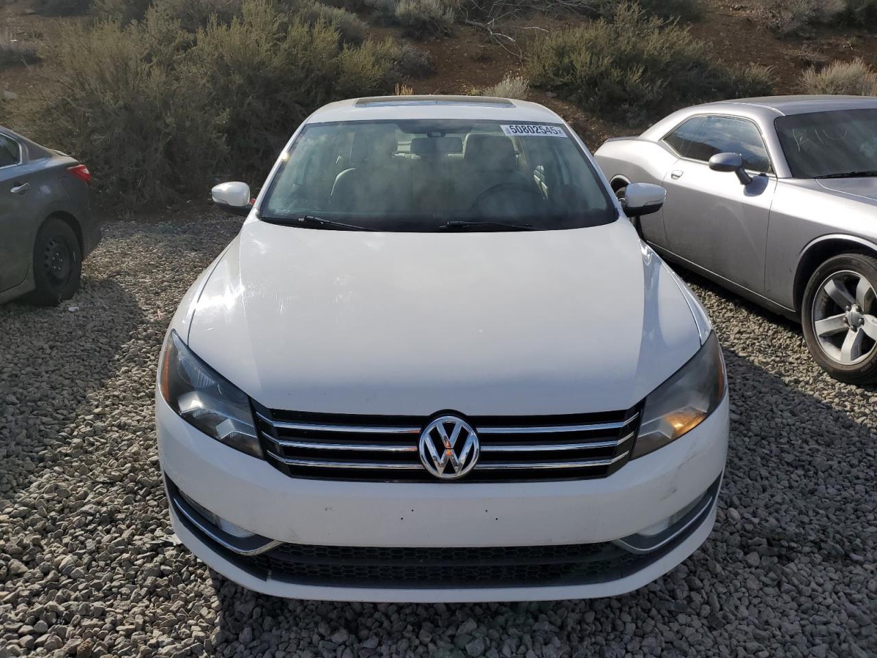 2015 Volkswagen Passat Se - Image 5