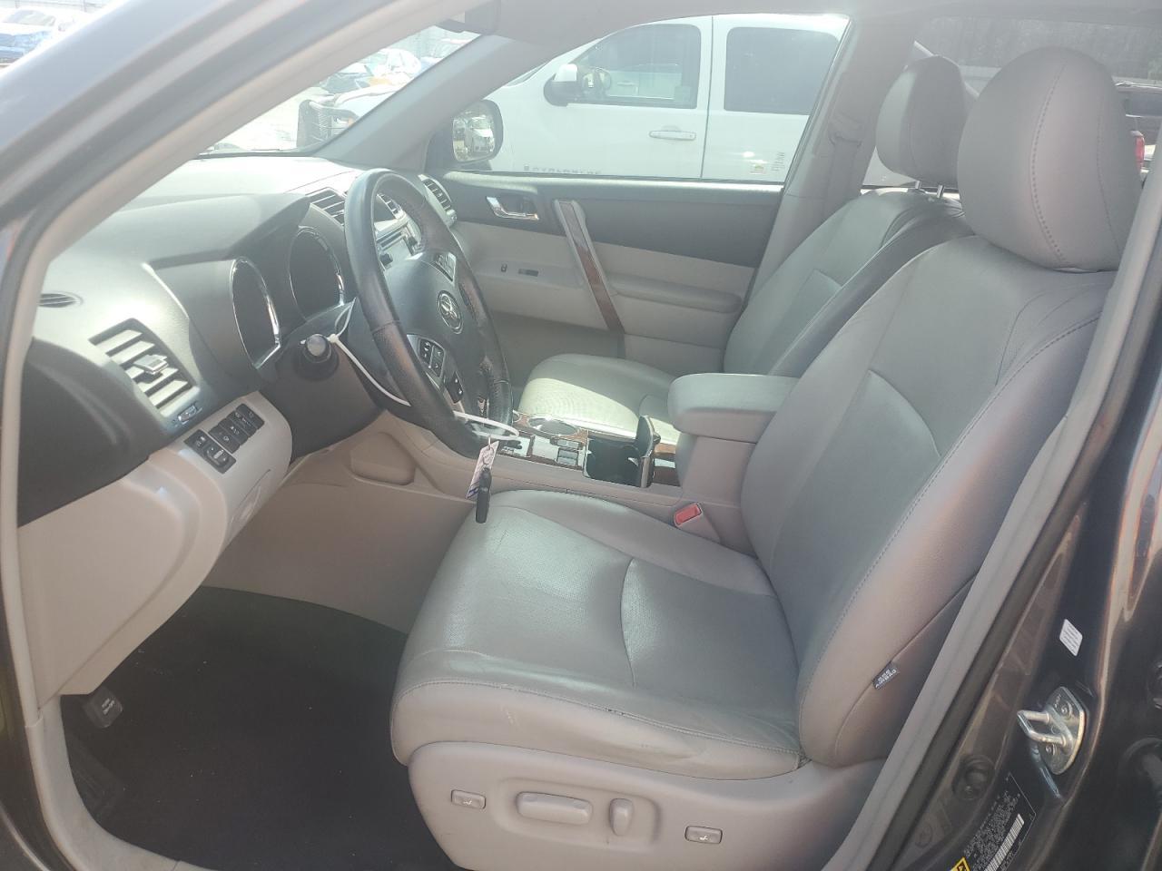 2013 Toyota Highlander Limited - Фото 7