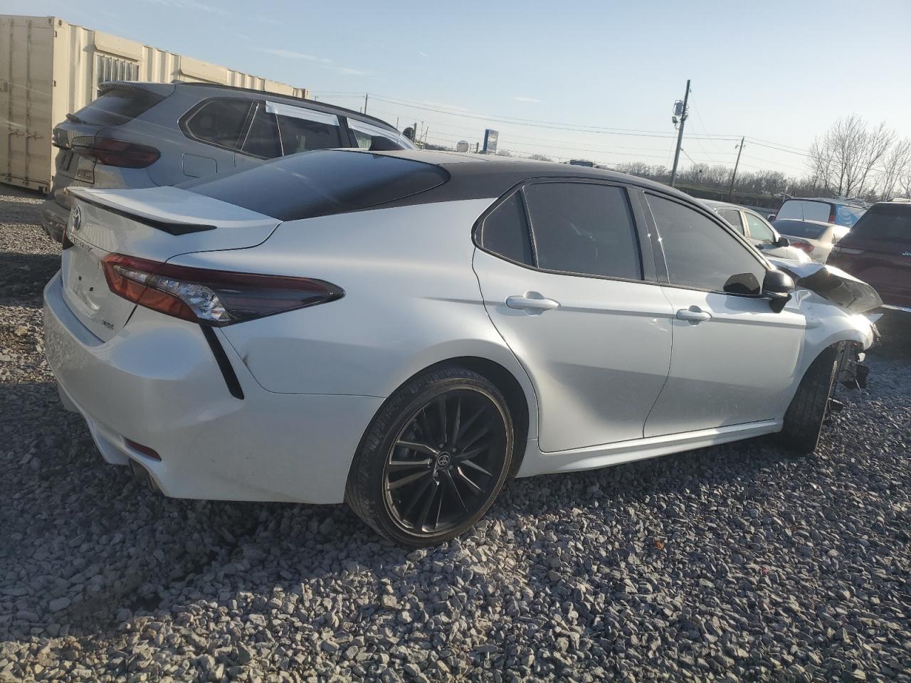 2023 Toyota Camry Xse - Фото 3
