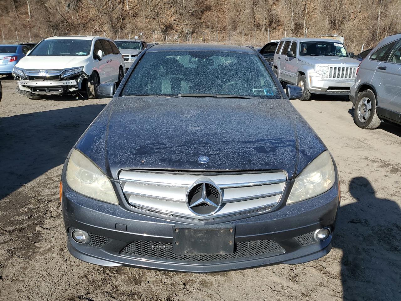 2010 Mercedes-Benz C 300 4Matic - Фото 5