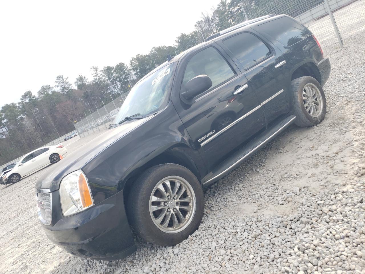 2010 GMC Yukon Denali