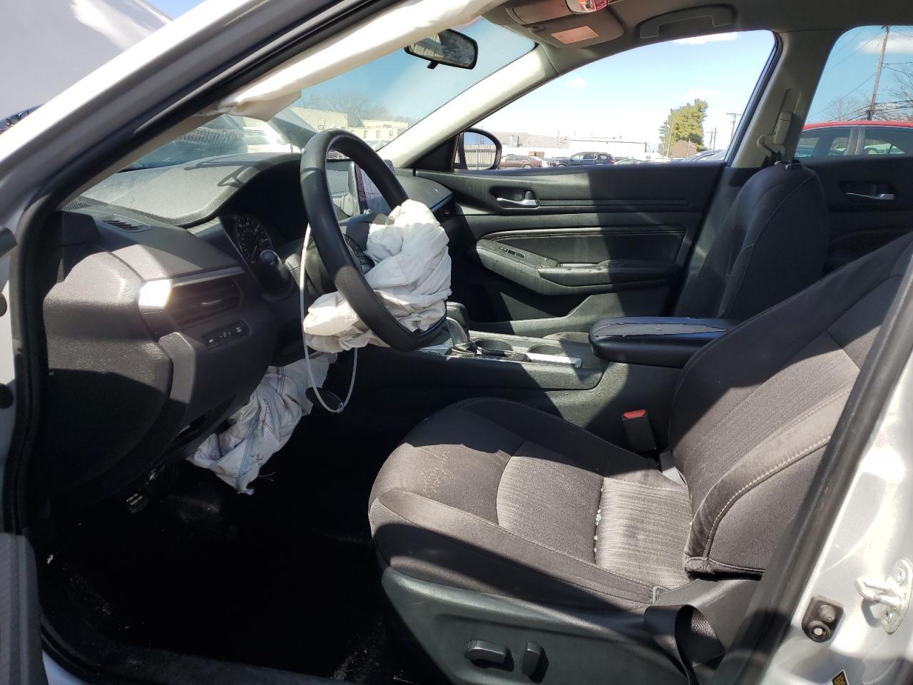 2019 Nissan Altima S - Image 7