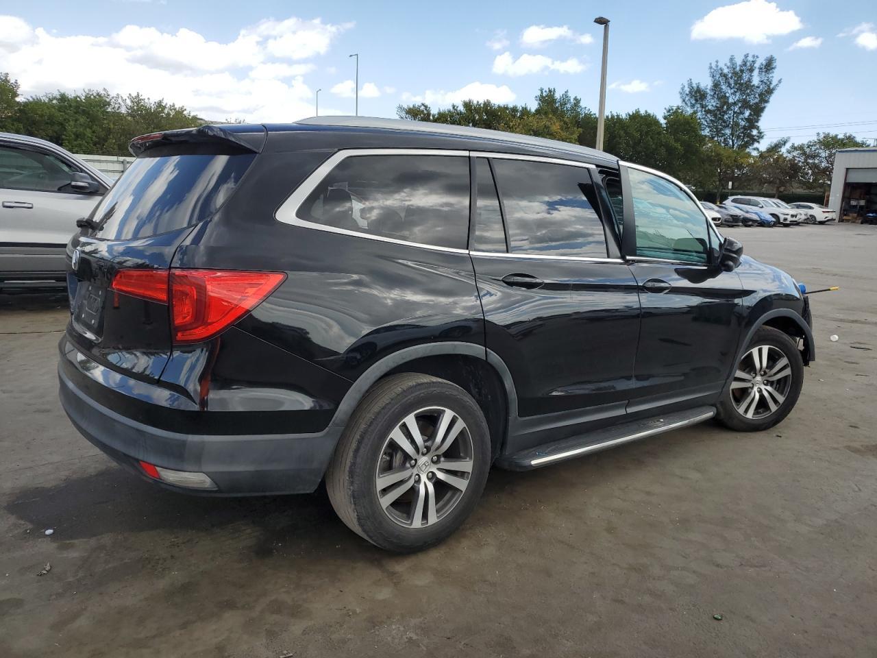 2016 Honda Pilot Exln - Image 3