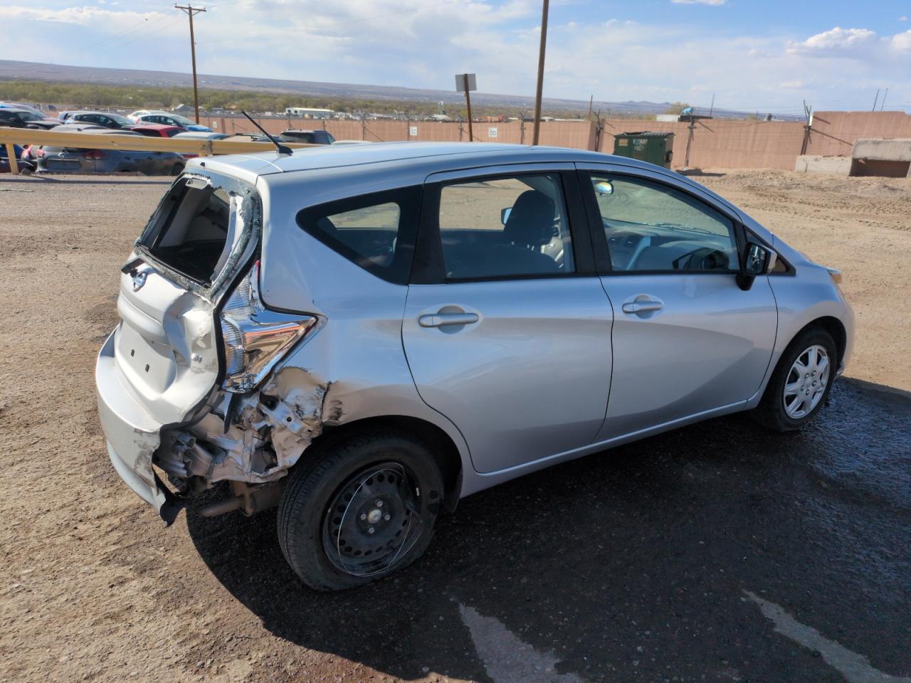 2019 Nissan Versa Note S - Фото 3