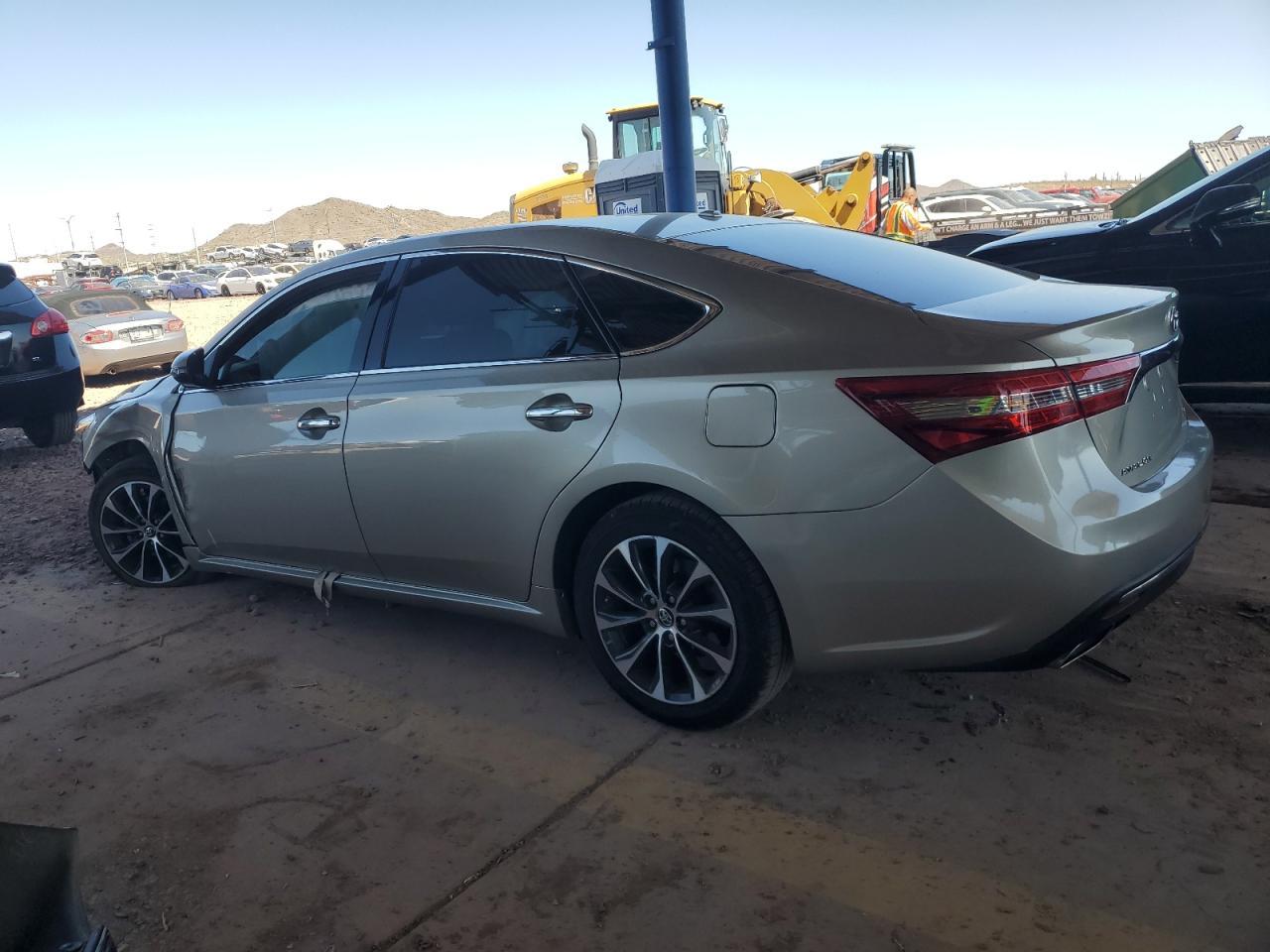 2016 Toyota Avalon Xle - Фото 2
