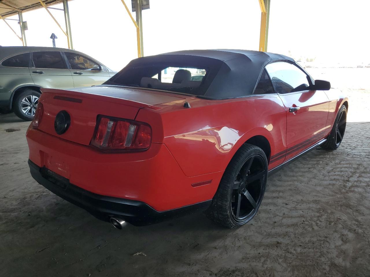 2010 Ford Mustang - Image 3