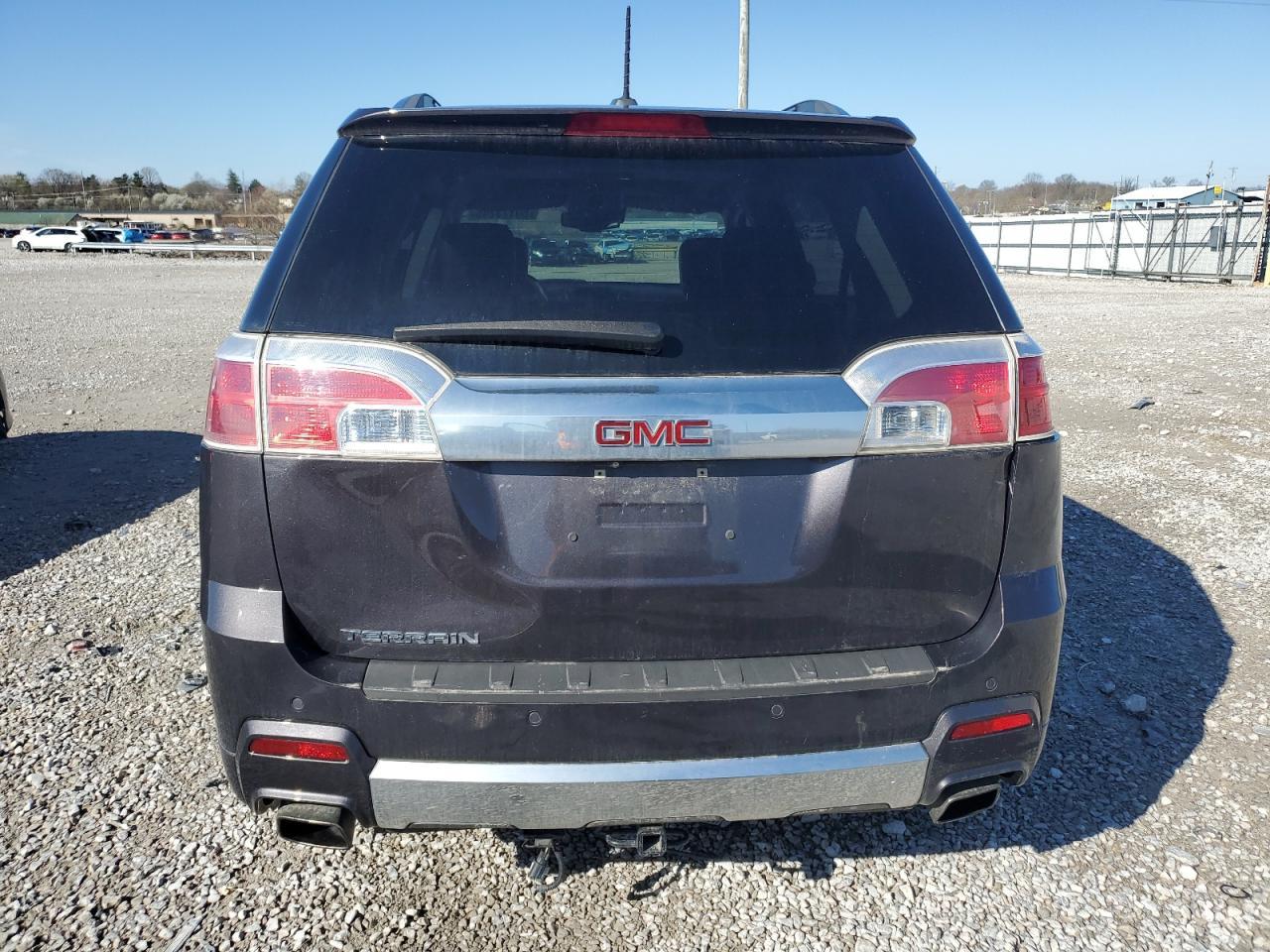 2015 GMC Terrain Denali - Image 6