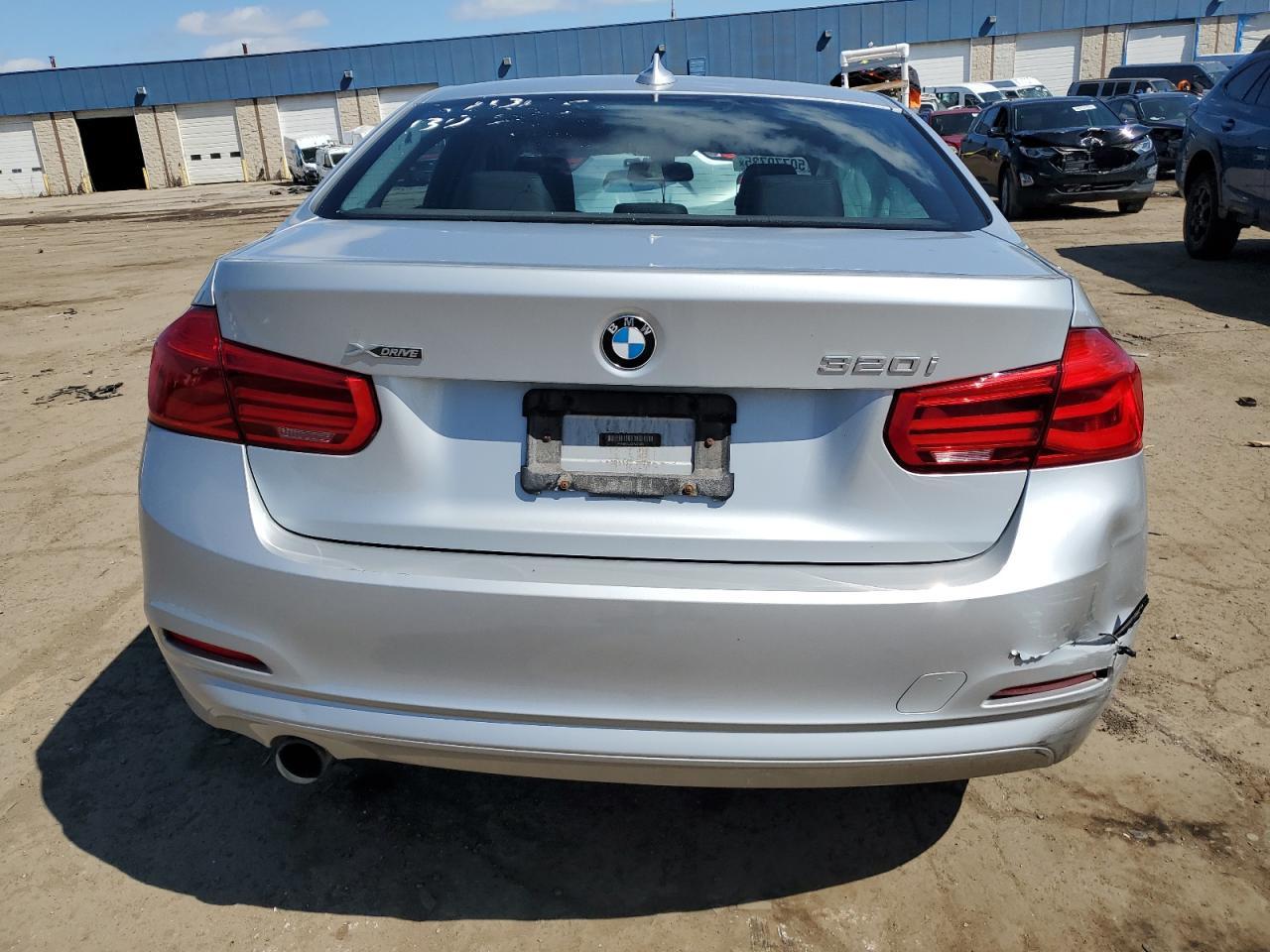 2016 BMW 320 Xi - Image 6