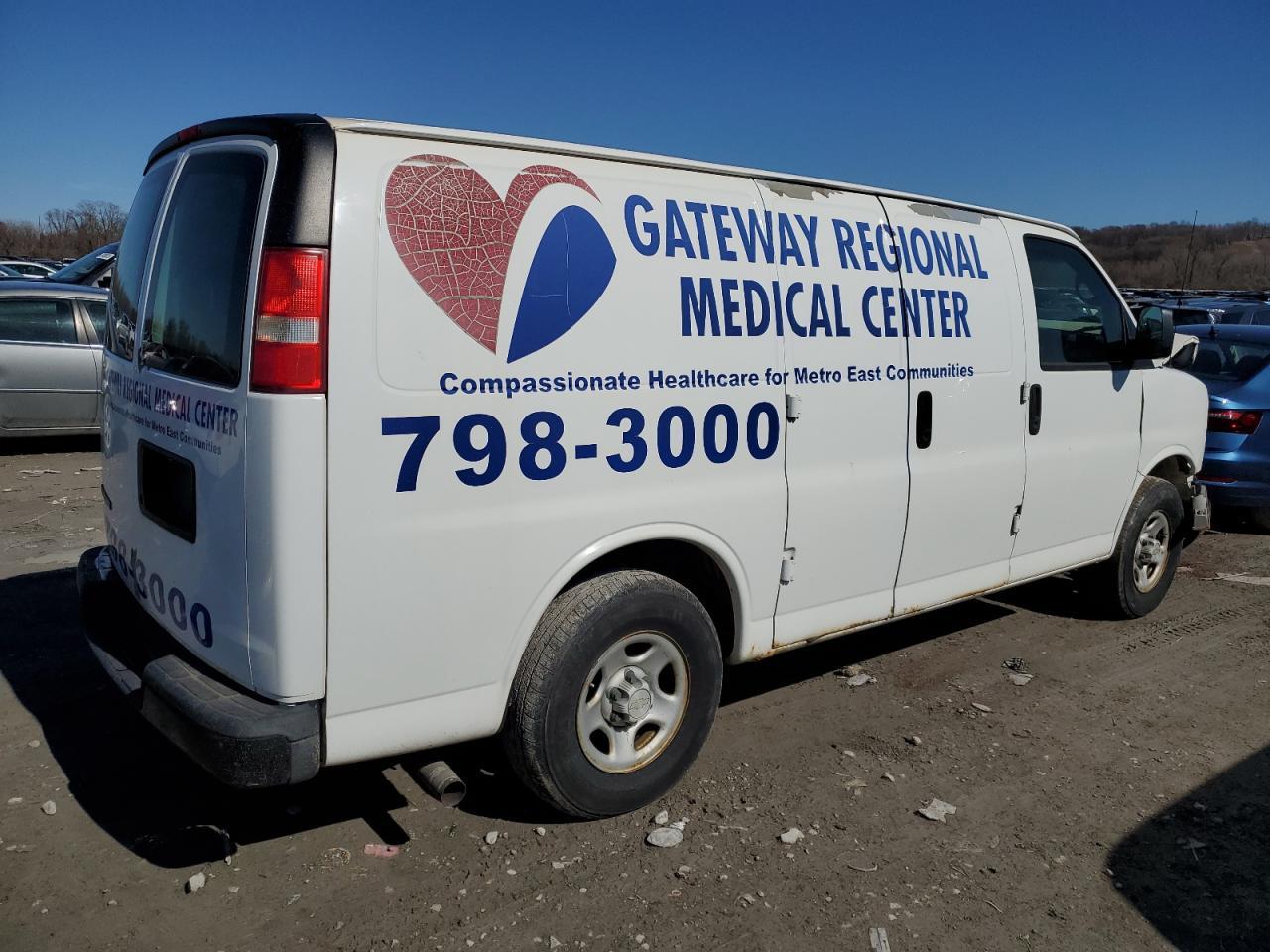 2008 Chevrolet Express G1500 - Image 3