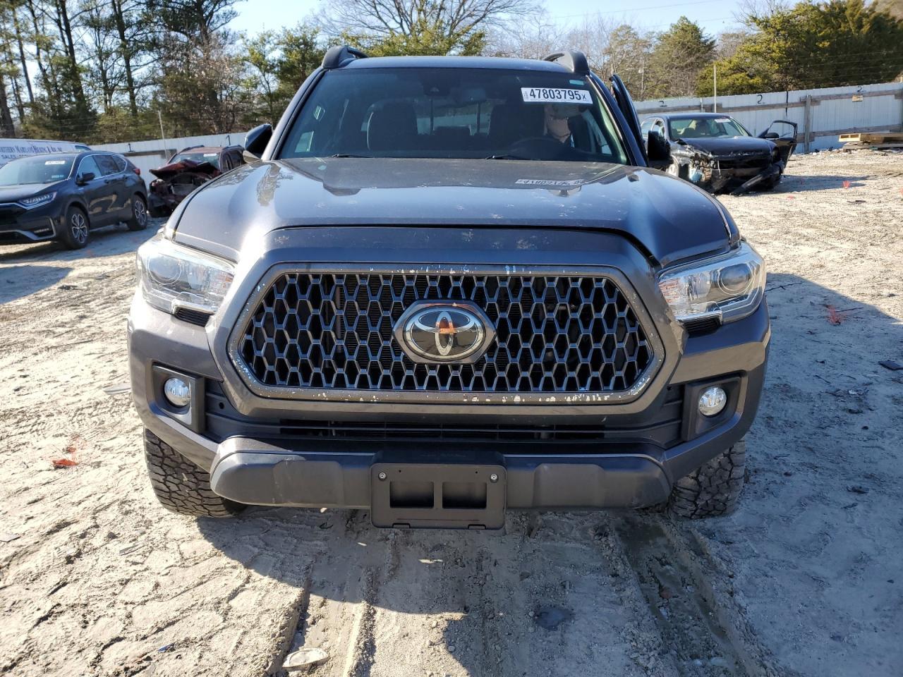 2019 Toyota Tacoma Double Cab - Фото 5