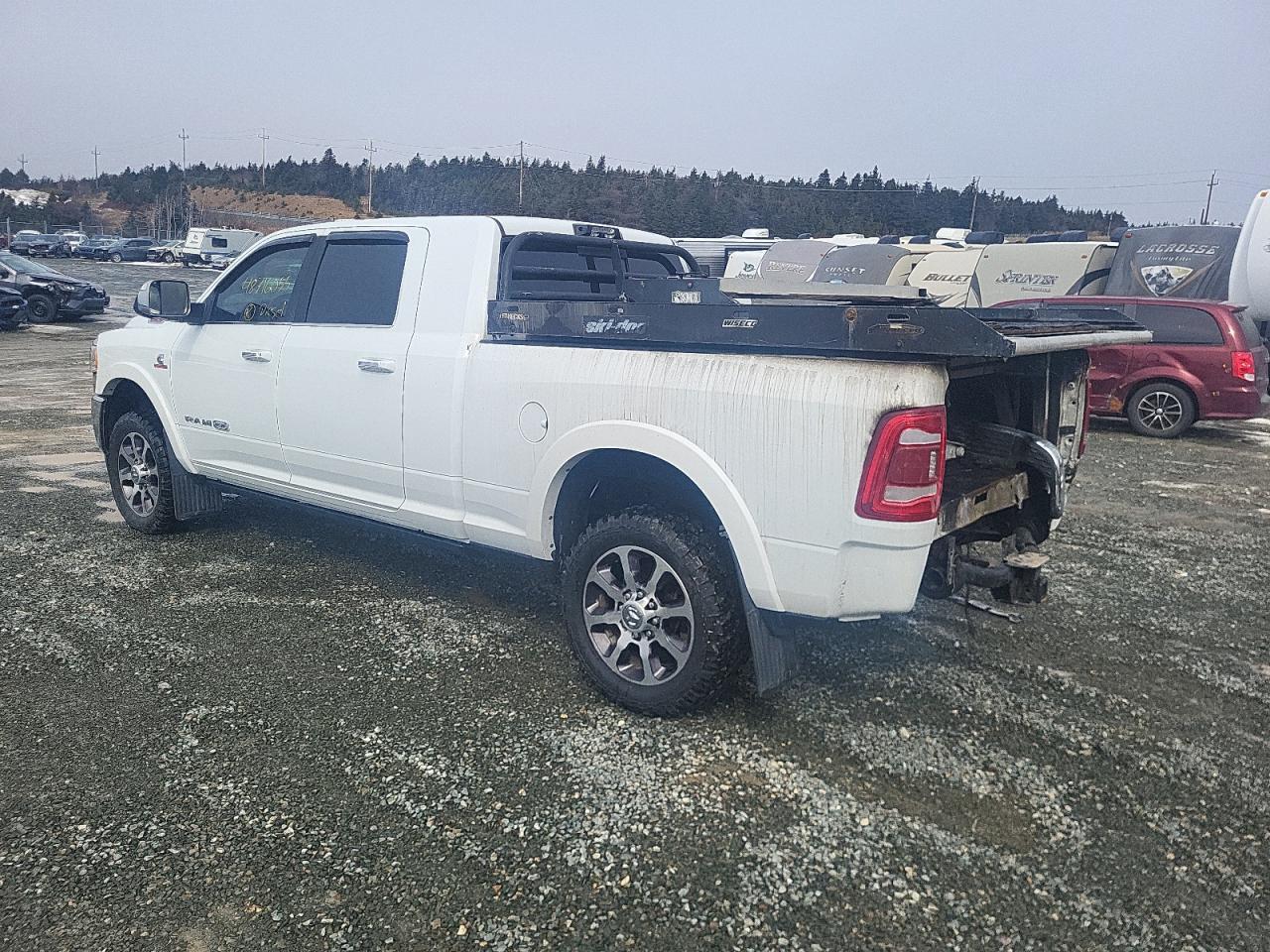 2022 Ram 3500 Longhorn - Фото 2