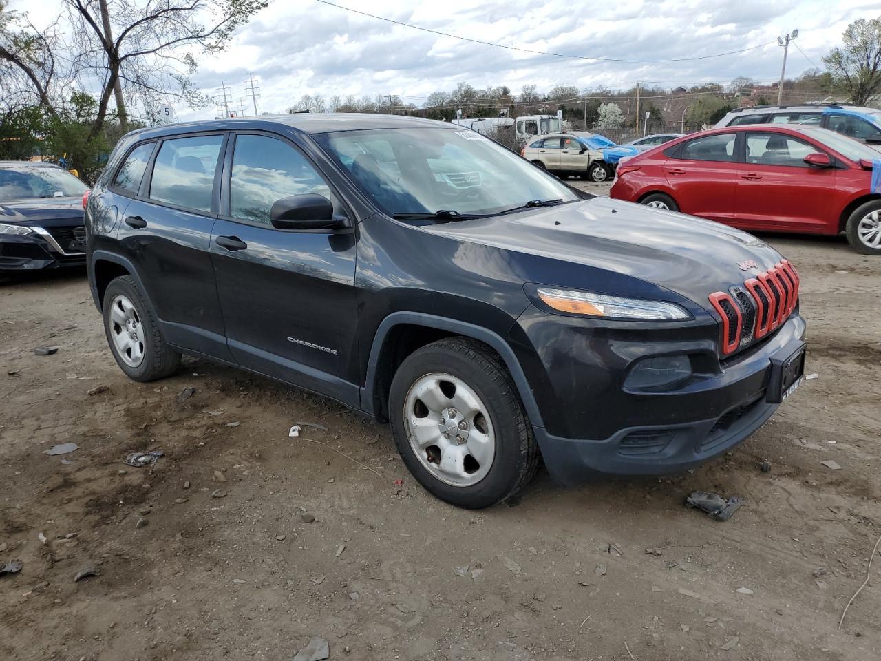 2016 Jeep Cherokee Sport - Image 4