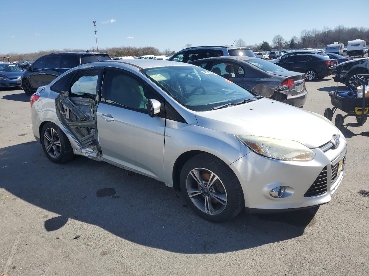 2014 Ford Focus Se - Image 4