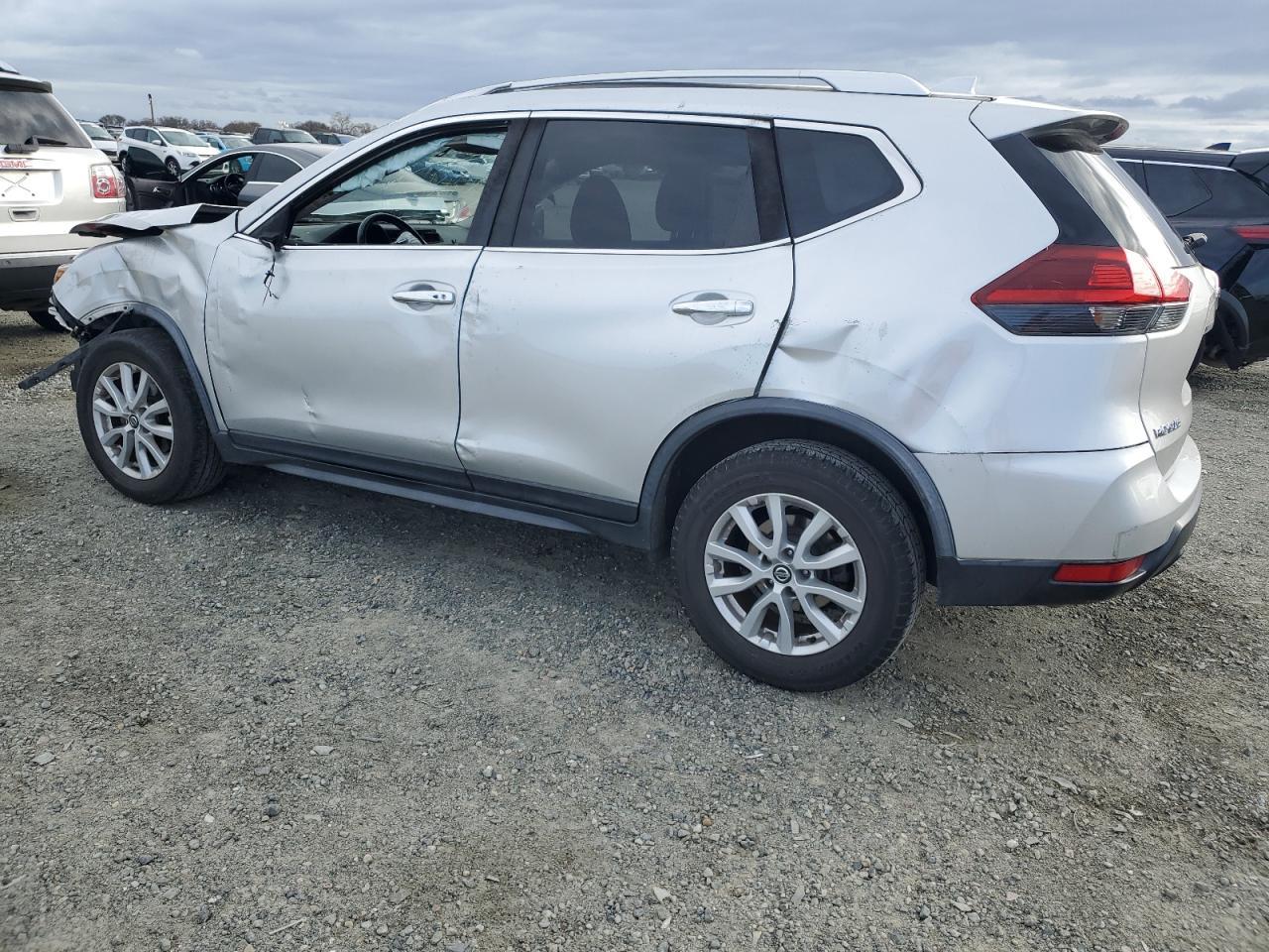 2018 Nissan Rogue S - Image 2