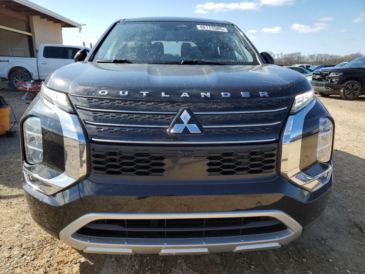 2023 Mitsubishi Outlander Se - Image 5
