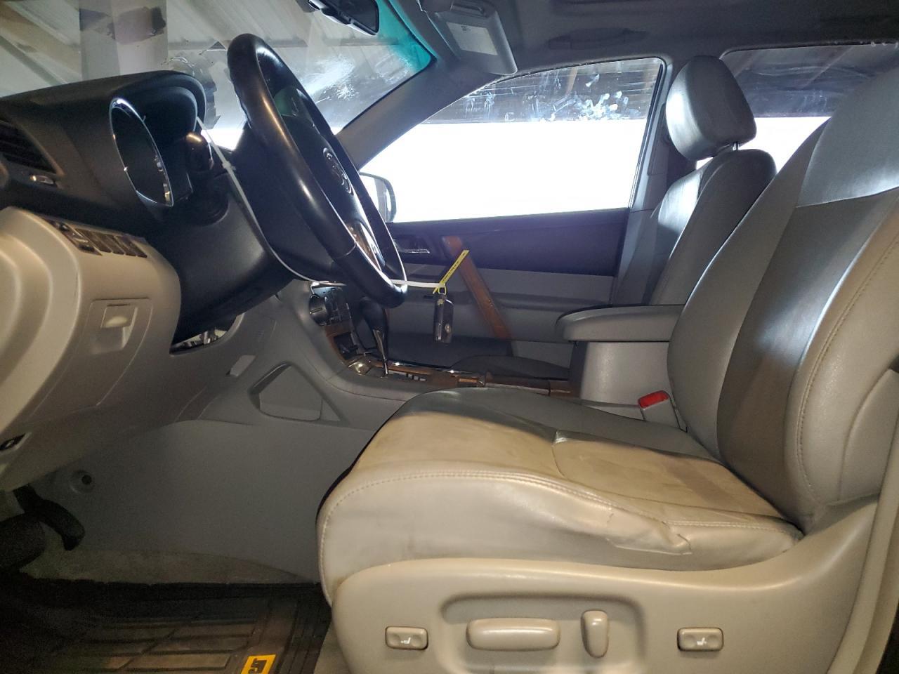2010 Toyota Highlander Hybrid Limited - Фото 7