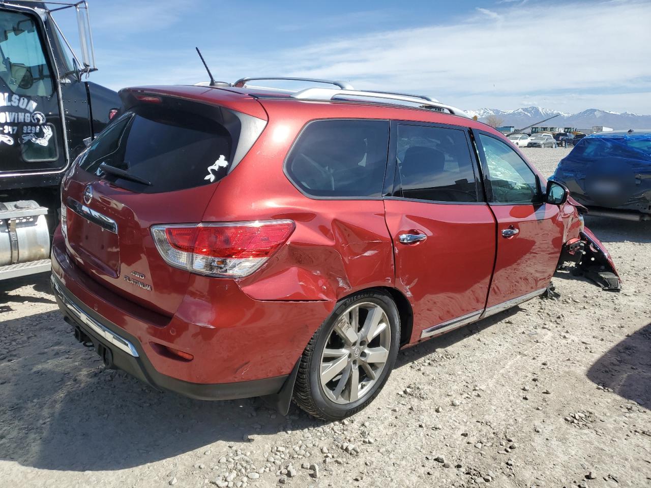 2014 Nissan Pathfinder S - Фото 3
