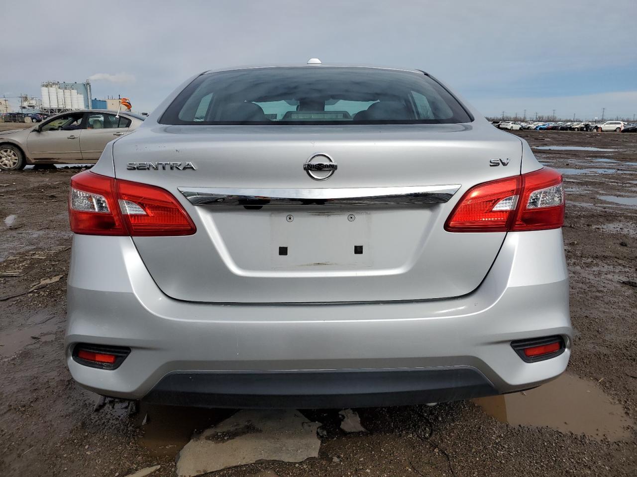 2017 Nissan Sentra S - Фото 6